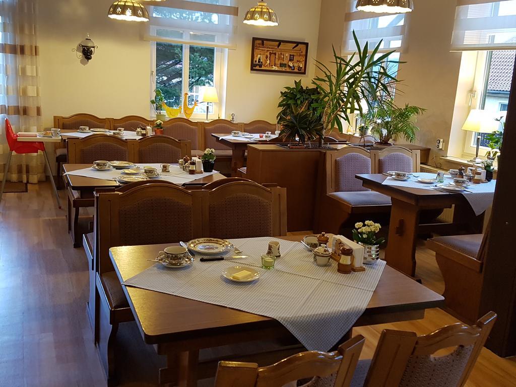 Pension Schweizer Hof 韦尼格罗德 外观 照片